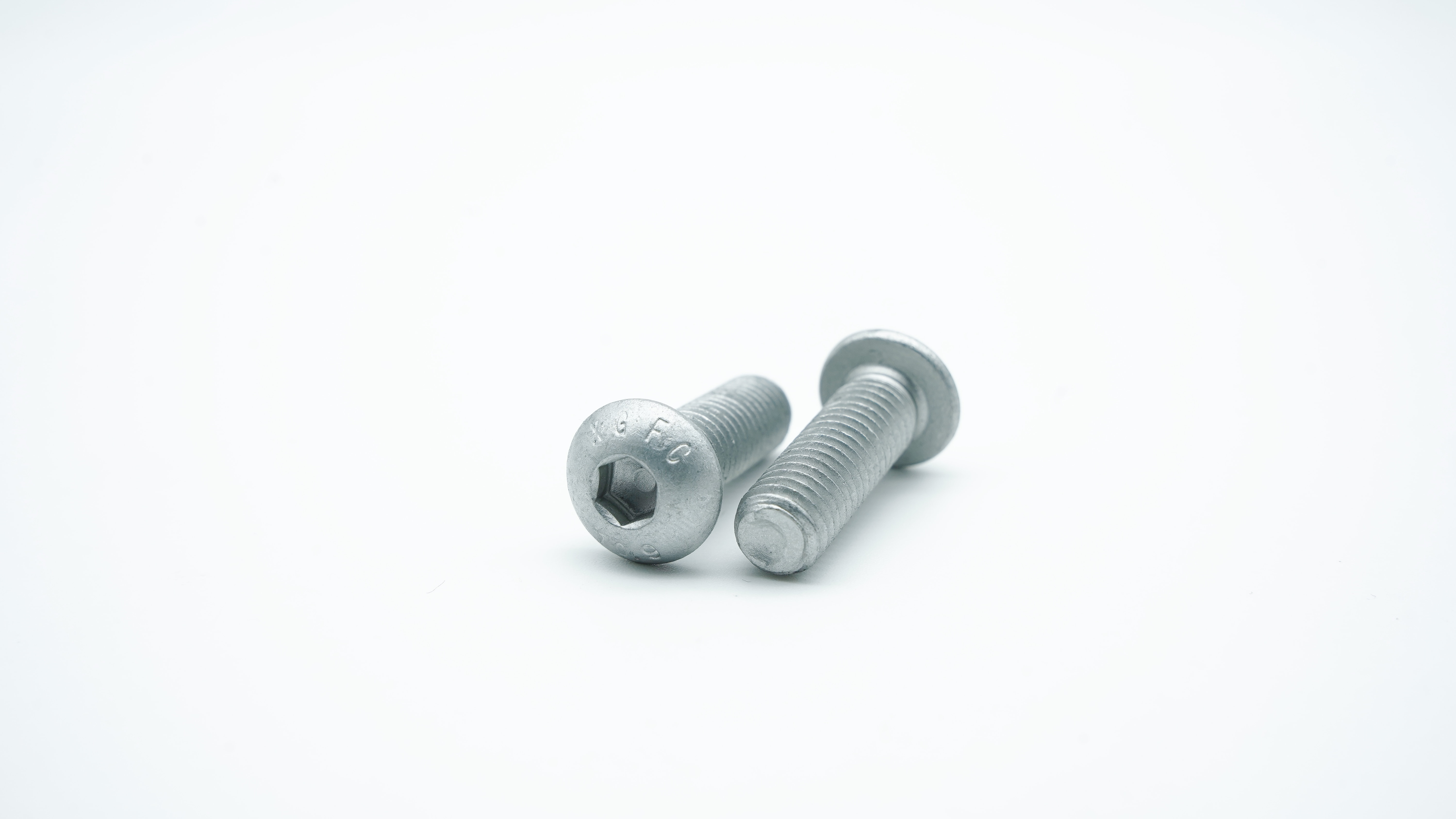Dacromet-coated Hex Socket Button Head Screws